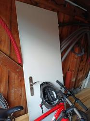 Hlavní foto k inzerátu č. 104706 - Prodám právě interiérové bílé dveře 60 cm. V za...