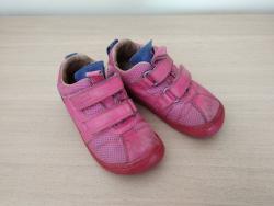 Hlavní foto k inzerátu č. 112729 - Prodám dívčí boty Barefoot vel.26  vnitřní stél...