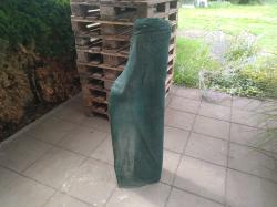 Hlavní foto k inzerátu č. 128991 - Prodám stínící síťku na plot  Šířka 120cm  Cena...