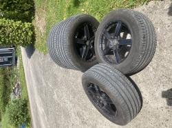 Hlavní foto k inzerátu č. 78789 - Prodám letní pneu na Audi Q7 značky Michelin ro...