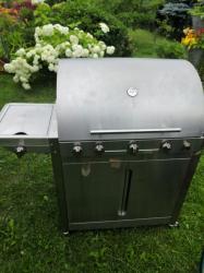 Hlavní foto k inzerátu č. 78823 - Prodám málo používaný plynový gril Barbecook, p...