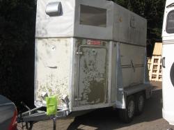 Hlavní foto k inzerátu č. 97791 - Prodám přívěs Westfalia na převoz 2 koní,z novo...