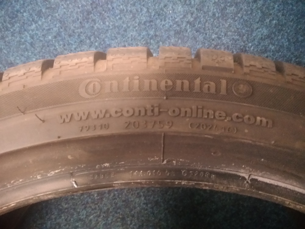 Dobrý den, prodám 2x zimní pneu Continental 225/40 R 18 92 V M.S EXTRA ...
