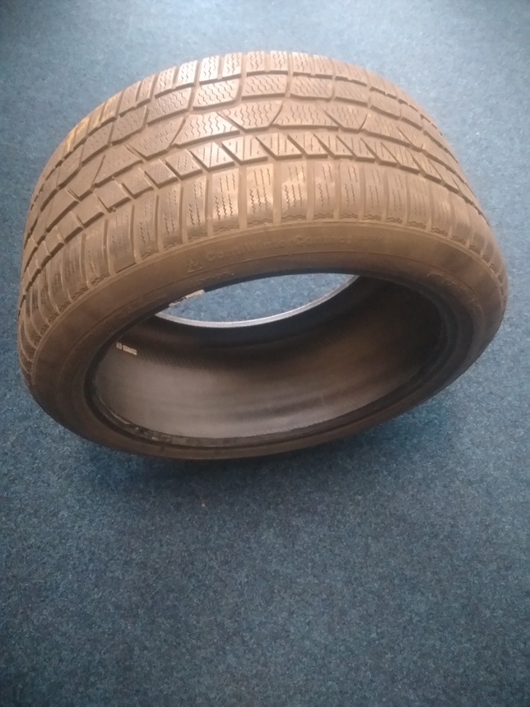 Dobrý den, prodám 2x zimní pneu Continental 225/40 R 18 92 V M.S EXTRA ...