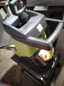 Inzerát č. 138326 - Štepkovač drtička větví 230V cena dohodou (původní 4990,- )