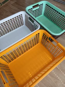 Inzerát č. 138346 - Nabízím 4 veliké plastové koše , ideálně někomu na usklad...