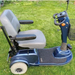Inzerát č. 139124 - Prodám tříkolový elektrický invalidní skútr BEC Sterling....