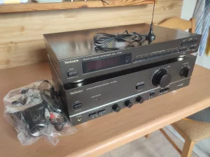 Inzerát č. 139142 - Zesilovač TECHNICS SU-VZ220 a tuner ST-610 model r .1985(...