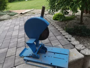 Inzerát č. 139238 - Prodám rozbrušovačku s kotoučem bez motoru. Cena 300Kč.