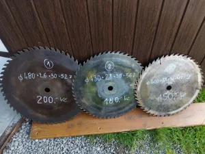 Inzerát č. 139279 - Prodám pilové kotouče. Informace viz foto....