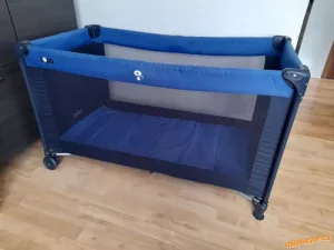 Inzerát č. 139526 - Daruji cestovní postýlku za kávu.