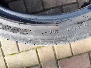Inzerát č. 139667 - Pirelli P Zero 255/35 R20 97Y XL - sada 4 ks letních pneu...