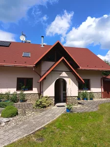 Inzerát č. 139739 - Prodej rodinného domu v Třinci Karpentná. Doplnění fotogr...
