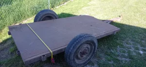 Inzerát č. 139792 - Prodám vlek za traktor z masivního železa viz foto.Rozměr...