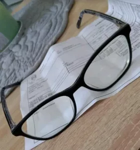 Inzerát č. 139906 - Nenašel někdo tyto dětské dioptrické brýle ? Jedná ručka ...