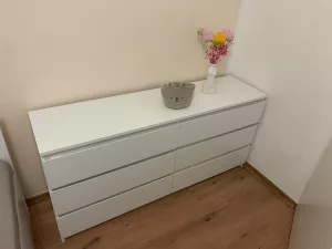 Inzerát č. 140400 - Komoda top stav   Sirka 154, výška 71cm, hloubka 50