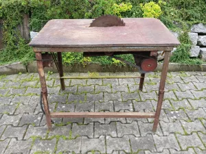 Inzerát č. 140843 - Domací cirkulárka vyrobena samodomo s regulací výšky řezu...