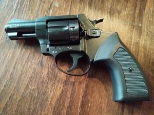 Inzerát č. 140877 - Flobert revolver KORA 2,5" cal. 6mm    Kategorie D - není...