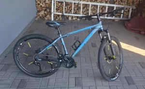 Inzerát č. 141019 - Prodám horské kolo Scud, staré 3 roky. Cena 6000 Kč, dohoda.
