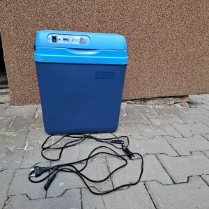 Inzerát č. 141182 - Prodám autochladničku COMPASS 25 l, 220/12 V.  Cena 500 Kč.