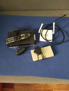 Inzerát č. 141247 - Prodám : Wifi router, zesilovač signálu a satelit s karto...