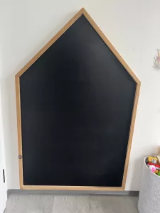 Inzerát č. 141409 - Dětská velká tabule na křídy  Rozměry:   117x75   Výborný...