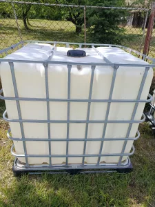 Inzerát č. 141705 - Prodám Ibc nádrž 1000l na pozinkované paletě k samostatné...