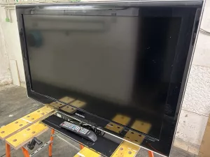 Inzerát č. 142216 - Prodám televizi Samsung, typ LE40B550  Cena: 600.-Kč