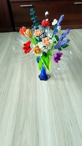 Inzerát č. 142499 - Prodám háčkovanou kytici,cena 700,- Kč.