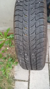 Inzerát č. 142535 - Prodám 4ks pneumatik s diskama zimní vzorek, málo jeté sk...