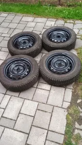 Inzerát č. 142536 - Prodám 4ks pneumatik s diskama zimní vzorek, málo jeté sk...