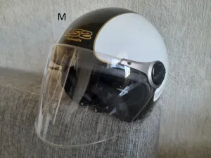 Inzerát č. 142648 - Moto helma M-57 cm