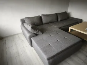 Inzerát č. 142924 - Prodám rohovou sedací soupravu 1 rok starou v dobrém stav...