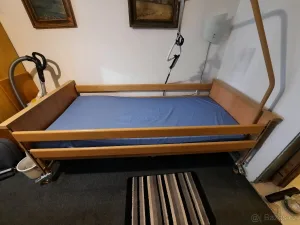 Inzerát č. 143581 - Polohovací zdravotní postel pro seniory ,přidám antidekub...