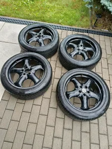 Inzerát č. 143626 - Prodám kola 215/45 R17 Bravuris 5 minimálně jete.  Disk 7...