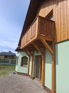 Inzerát č. 143675 - TESAŘSKÉ PRÁCE.   Výroba a montáž.  -Krovů   -Altánu,perg...