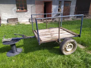 Inzerát č. 143695 - Prodám vlek,přívěs,rozmněr ložné plochy 134 x 110,odpruže...