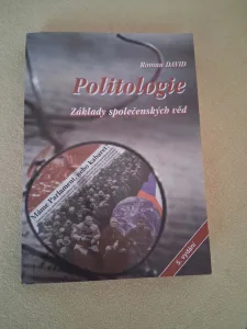Inzerát č. 143755 - Dobrý den, pokud by měl někdo zájem, prodám učebnici "Pol...