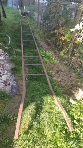Inzerát č. 144533 - Měl by někdo zájem ?za cenu šrotu.  asi 6m  Návsi
