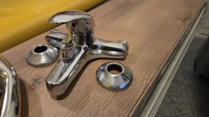 Inzerát č. 144877 - Baterie do vany s rozteči 150mm  Použitá ale plné funkční...