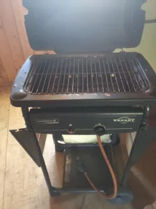 Inzerát č. 144908 - Prodám plynový gril na PB.cena 1000 Kč