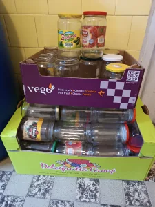 Inzerát č. 144998 - Prodej zavařovacích sklenic 60 ks,cena 1ks 3 Kč.