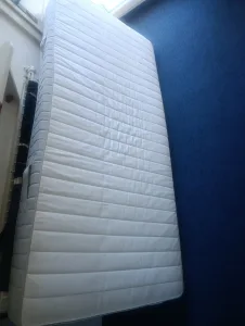 Inzerát č. 145372 - Daruji za Nescafé crema matraci pružinovou 200×90 na kter...