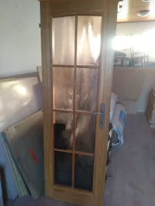 Inzerát č. 145504 - Dveře z masivu kombinace dřevo a sklo  Šířka 62cm  Výška ...
