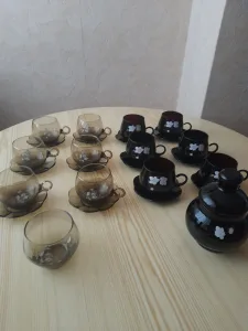 Inzerát č. 145599 - Prodám kávové soupravy k prodeji dvě sady. Soupravy slouž...