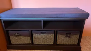Inzerát č. 145910 - Botník JYSK    Rozměry:   96x36x45 cm    Cena 1500 Kč    ...