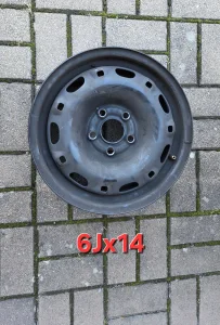 Inzerát č. 145946 - Dobrý den, prodám 3ks těchto disků, jsou bez ventilků. 1k...