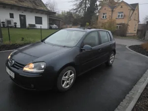Inzerát č. 146023 - Prodám VW Golf 1,6V  75kw r.v.11.11.2008,naj.215000km,šed...
